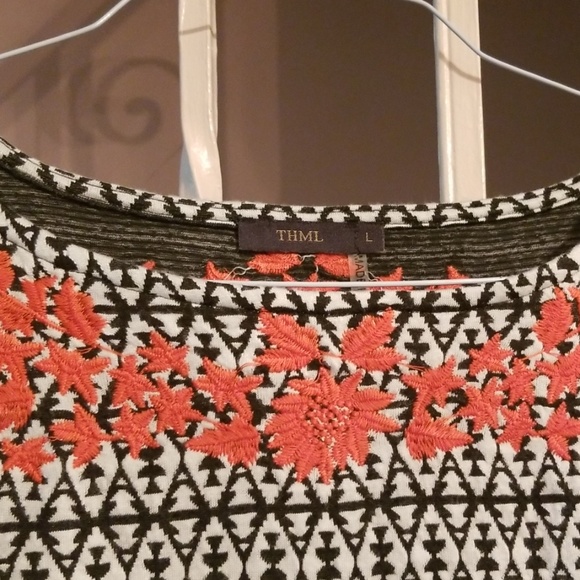 EMBROIDERED WOMEN DRESS - Picture 2 of 4